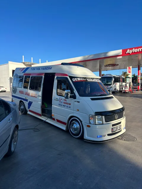 Gebizli Oto Lastik mobil servis aracı