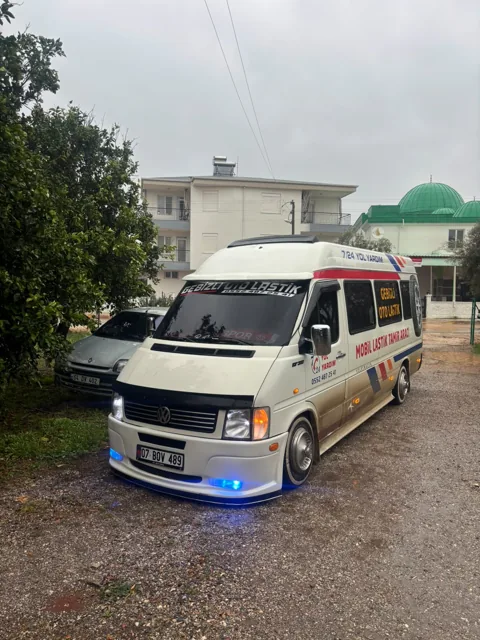 Gebizli mobil lastik aracının önden görünümü