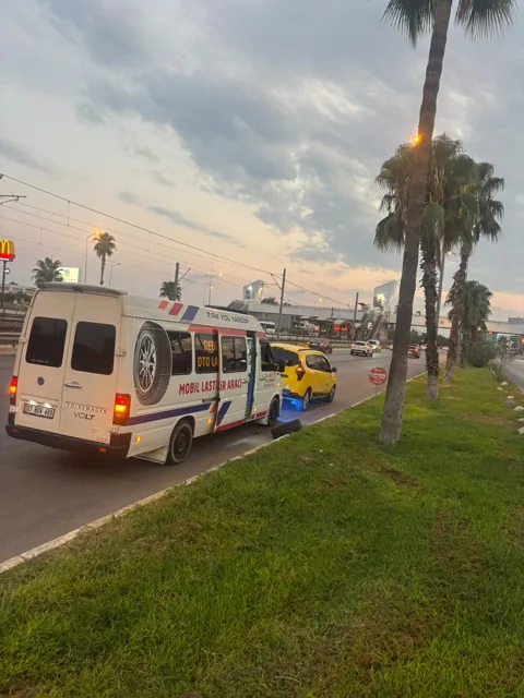 Gebizli servis aracı ve minibüs